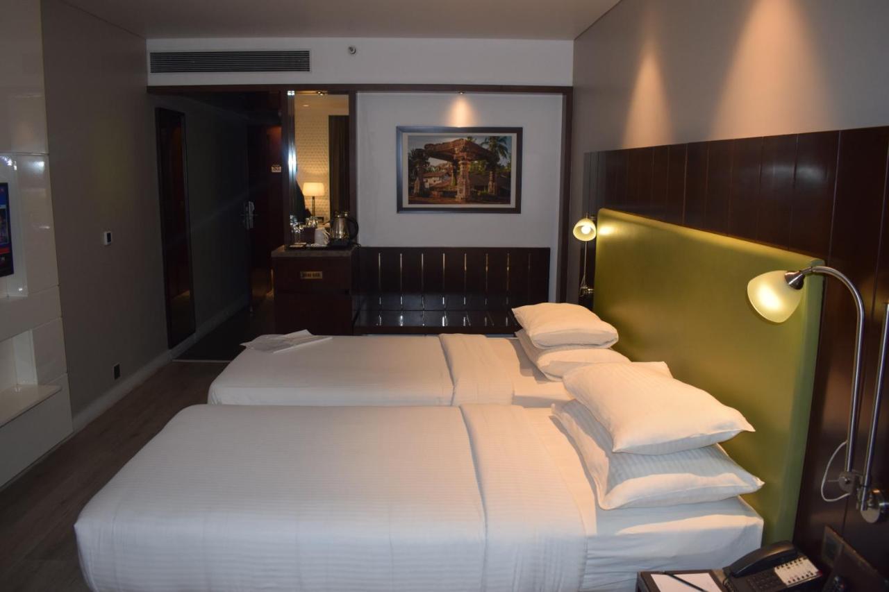 Country Inns & Suites By Radisson Manipal Buitenkant foto